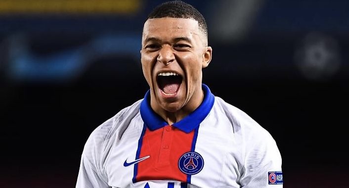 Le PSG écrase le Barça 4 buts à 1 grâce à un triplé de Kylian Mbappé