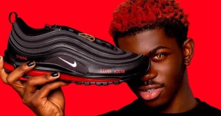 Nike VS Lil Nas X : les Satan Shoes font scandale, la marque porte plainte