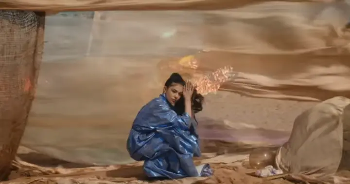 Elia dévoile le clip de son morceau « Océan » [Vidéo]