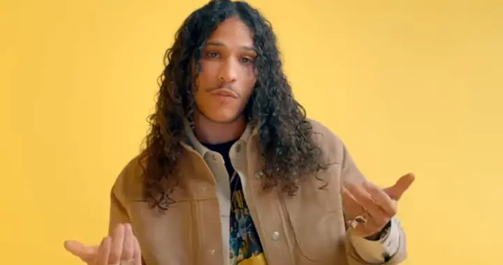 Hatik et son morceau « J’aime tout de toi » dans un nouveau spot publicitaire Garnier [Vidéo]