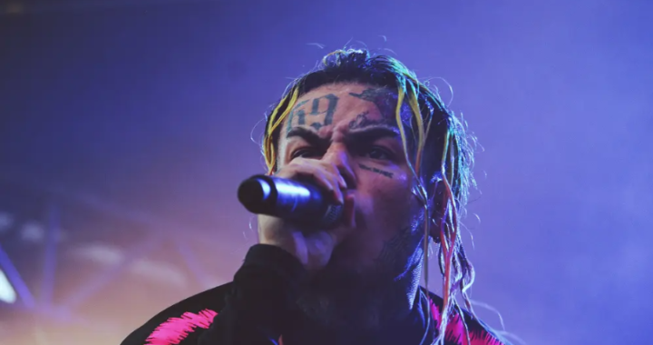 6ix9ine annule son concert après avoir fait attendre ses fans pendant 7 heures