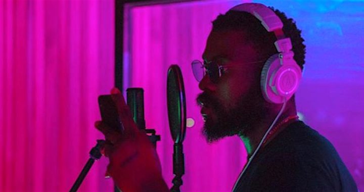 Damso s’entraîne à la Zumba et la drill en studio [VIDÉO]