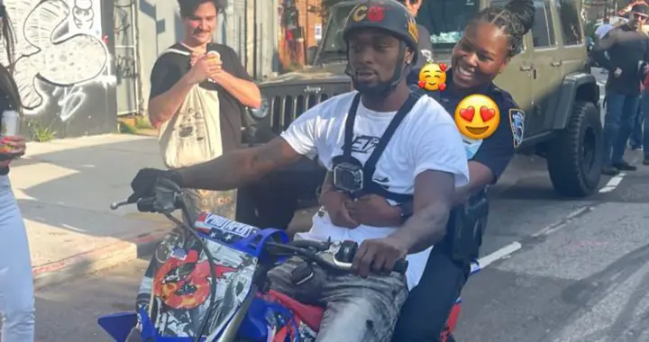 Une policière de NYPD a été suspendue après être montée à l’arrière d’une moto