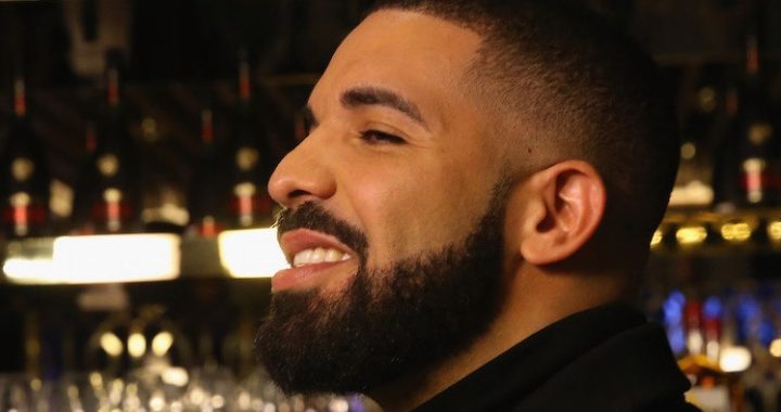 Drake investit dans une chaîne de poulet frit