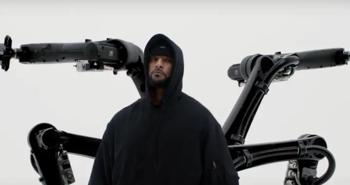 Booba dévoile le clip tant attendu de « Variant » [VIDÉO]