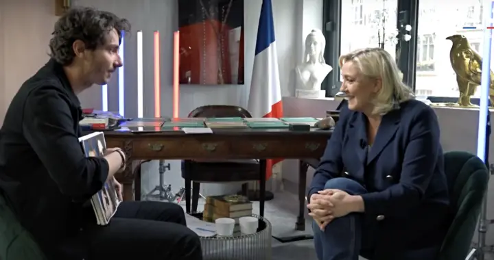 Marine Le Pen valide Jul et reconnait son signe [VIDÉO] 