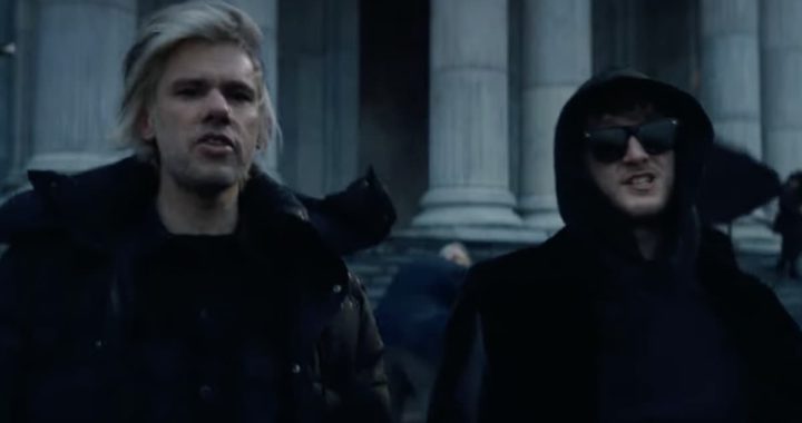 Vald et Orelsan s’offrent une épopée fantastique dans “Péon” [VIDEO] 