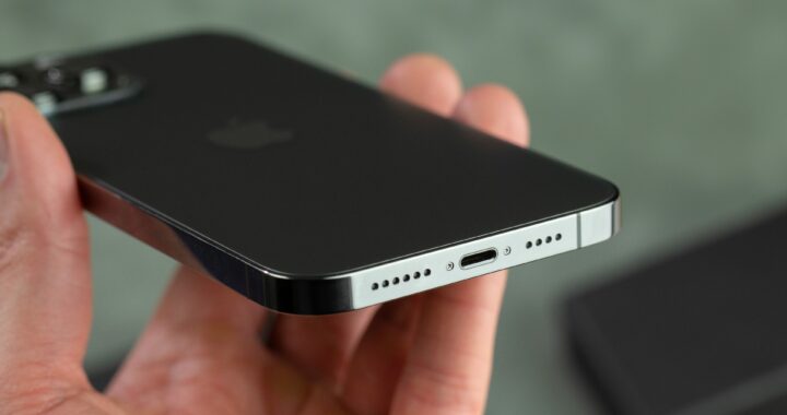 Apple : Les chargeurs des iPhone seront identiques aux Android !