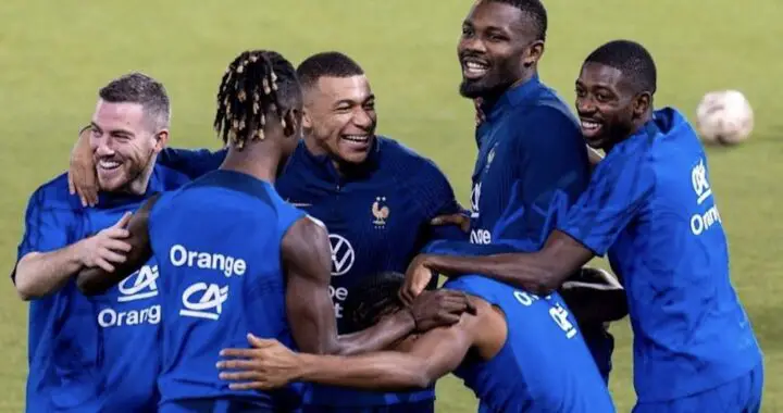 Quand les Bleus reprennent « 92i Veyron » de Booba [VIDÉO] !