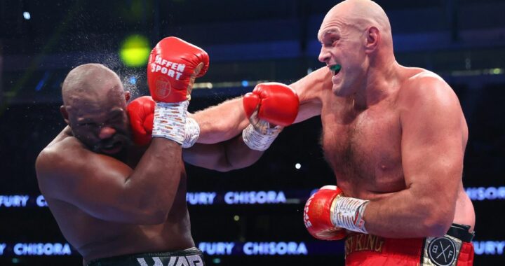 Tyson Fury reste le champion du monde des poids lourds !