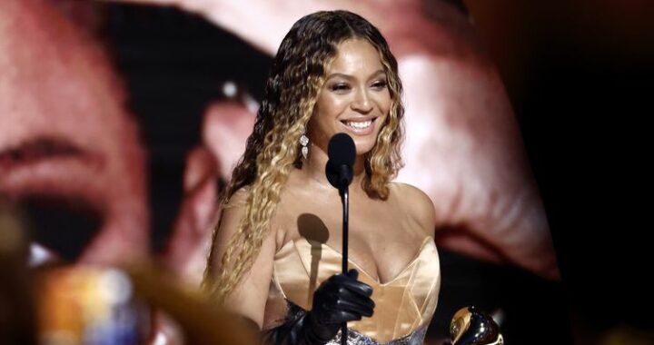 Beyoncé reçoit son 32ème Grammy Awards, un record