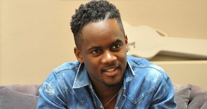 Black M: «La Guinée, un pays extrêmement pauvre de l’Afrique de l’Ouest…»: des propos polémiques sur la Guinée, le rappeur s’excuse