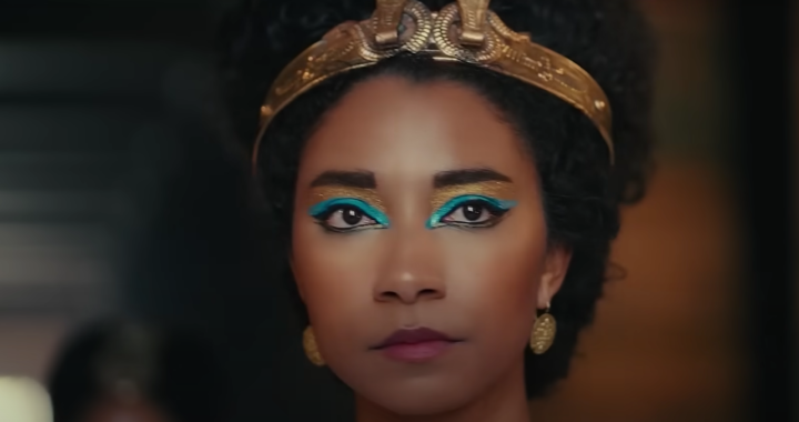 Netflix: face à la polémique concernant la couleur de peau de Cléopâtre, le gouvernent égyptien répond et affirme qu’elle avait la « peau claire » !