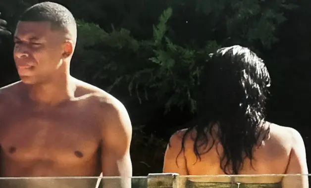 Kylian Mbappé aperçu avec une jolie demoiselle en Italie !