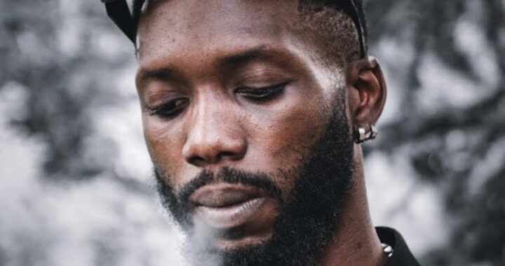 Le rappeur Dodido dévoile « toute la night » son nouveau clip [VIDÉO]