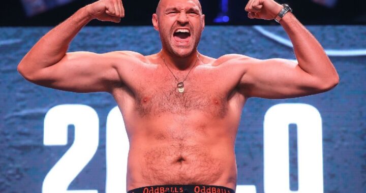 🔴 Alerte Info : Tyson Fury gagne face à Francis Ngannou aux points ! [VIDÉO]