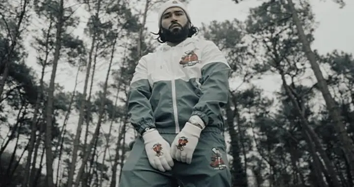 Lito est « indestructible » dans son nouveau clip [VIDÉO]