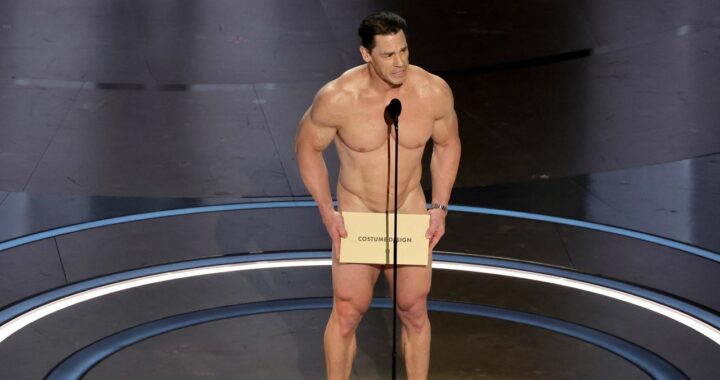 Quand John Cena remet l’Oscar des meilleurs costumes… complétement nu [VIDÉO]