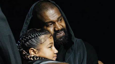 La fille de Kanye West sortira son premier album nommé « Elementary School Dropout » à 9 ans