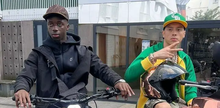 JRK 19 et Central Cee frappent fort avec « Bolide Noir » : un nouveau clip qui embrase la toile (Vidéo)