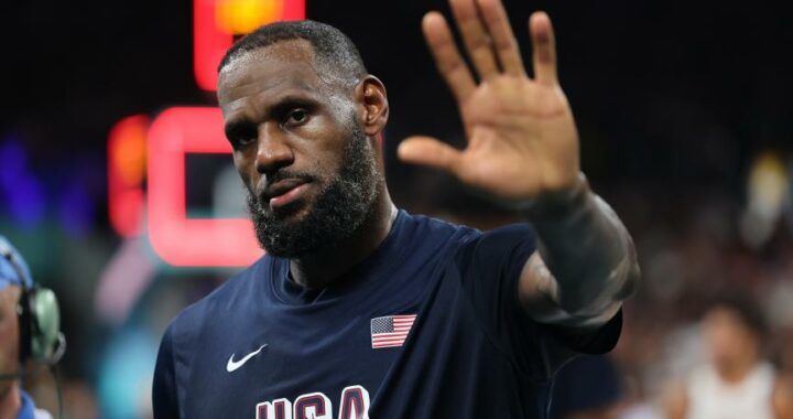 LeBron James se confie sur ses joueurs de foot préférés : « Mbappé, Neymar, Cristiano Ronaldo, j’adore ces gars-là »