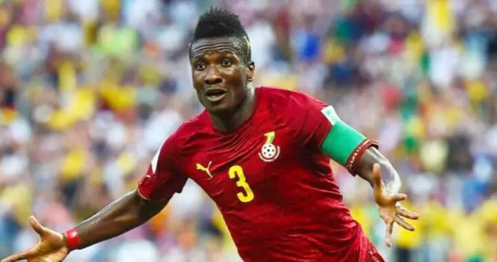 De joueur de foot pro à 724 euros sur le compte, les plusieurs vies de Asamoah Gyan