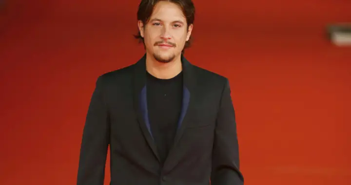 Nekfeu : son ex-épouse l’accuse encore de violences et de viol