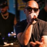 Le rappeur Morain Crew fait le show sur la radio Mouv !