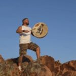 L’artiste Sorcier Blanc dévoile son nouveau clip intitulé « Chaman : La Voix/Voie de l’âme »