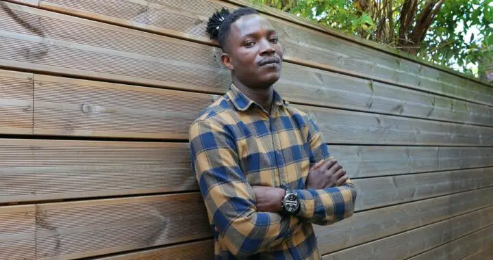 Abou Sangaré : l’acteur travaille sur un chantier après son César de révélation masculine [Vidéo]