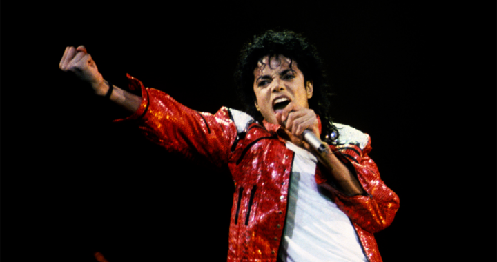 Michael Jackson n’a jamais voulu changer de couleur de peau, le film sur le roi de la pop détruit la rumeur