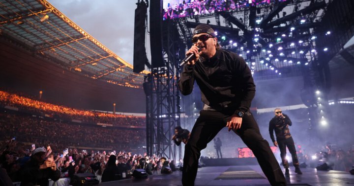 Jul encore dans l’histoire, il a battu le record d’affluence au Stade de France avec 100 000 fans présents