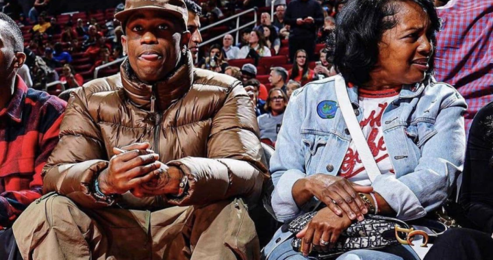 Travis Scott : sa mère finançait sa carrière dans le rap sans le savoir